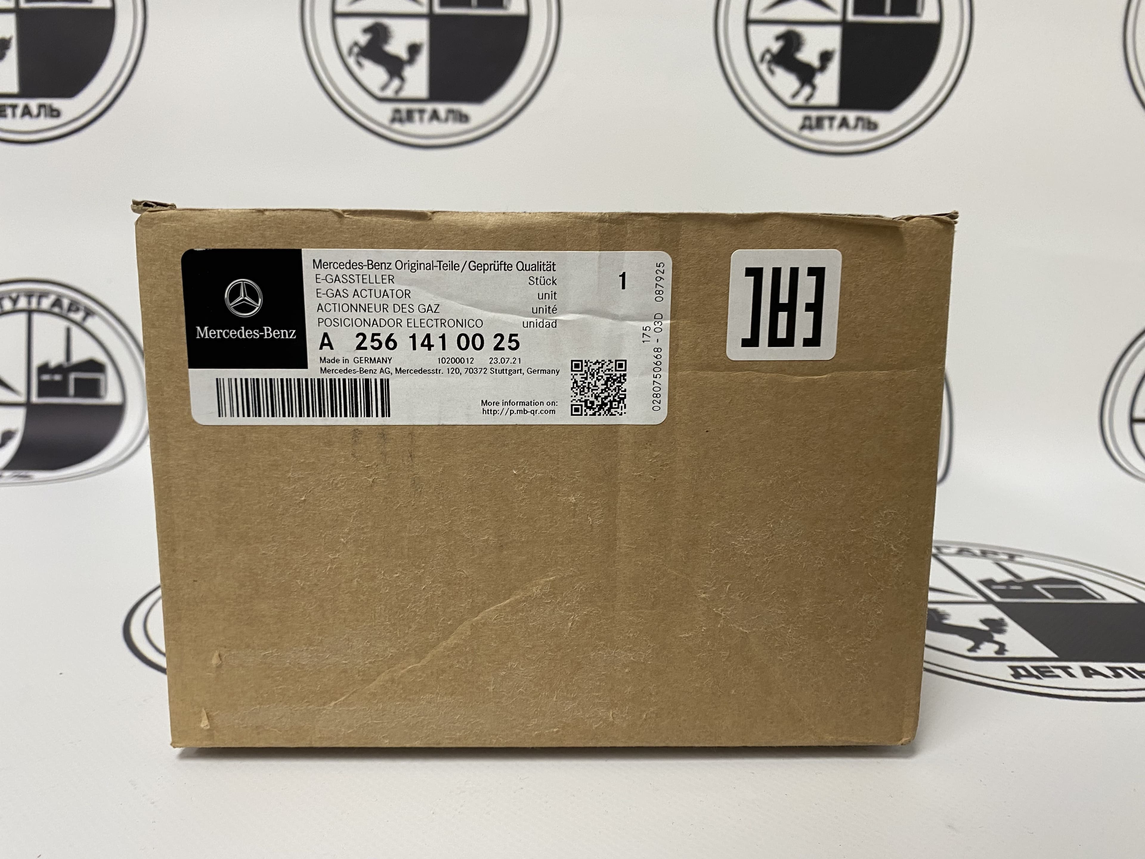 Заслонка дроссельная системы впуска Mercedes-Benz A2561410025