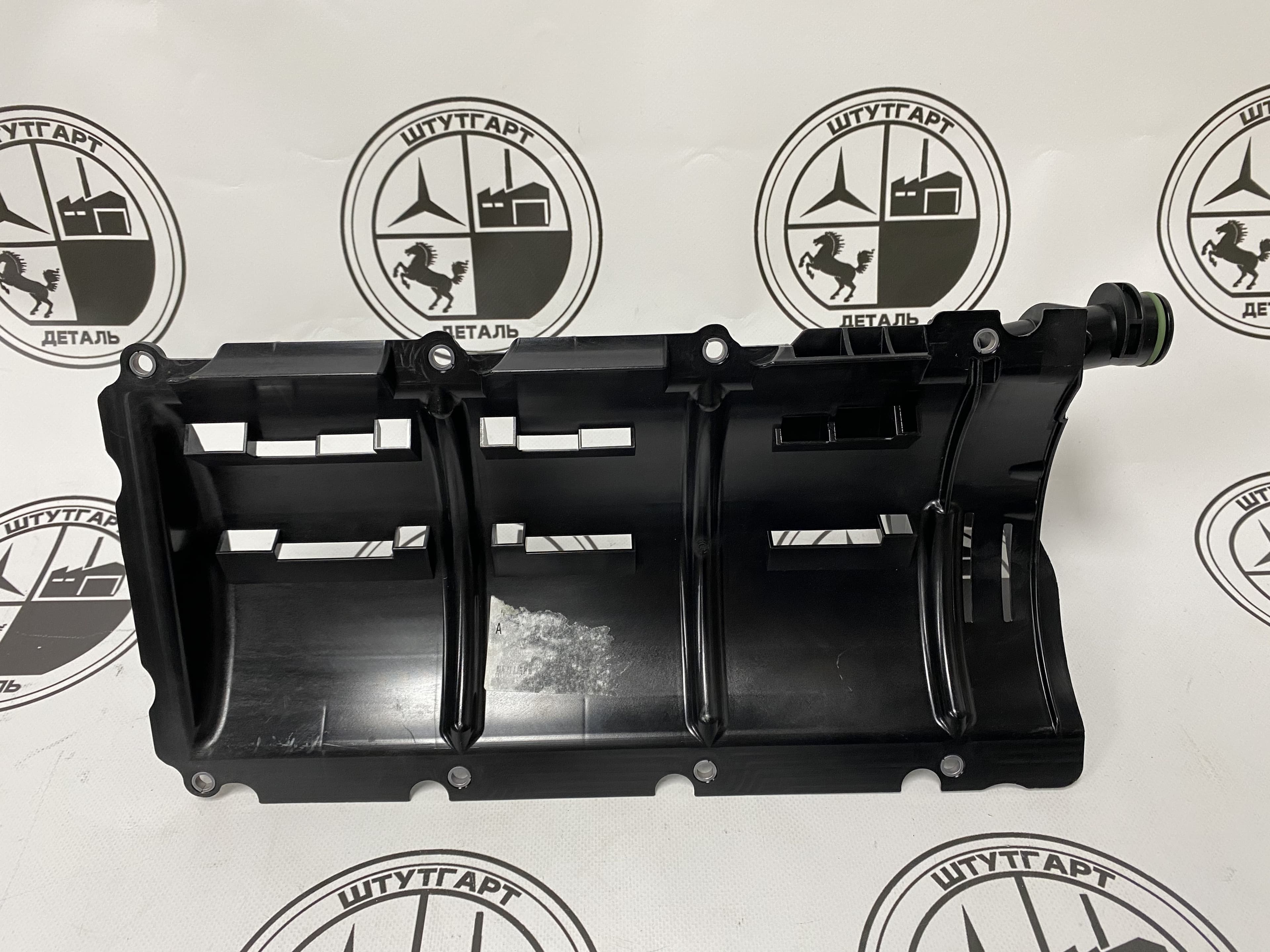 Патрубок насоса масляного Mercedes-Benz A2781800651